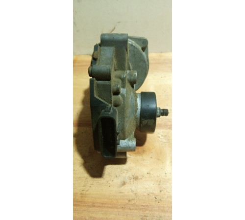 Моторчик стеклоочистителя передний