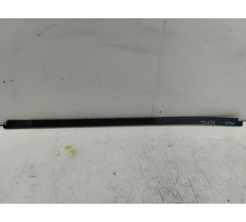 Уплотнитель стекла (задний левый наружный)