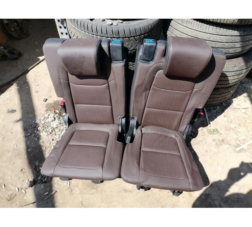 Третий ряд сидений