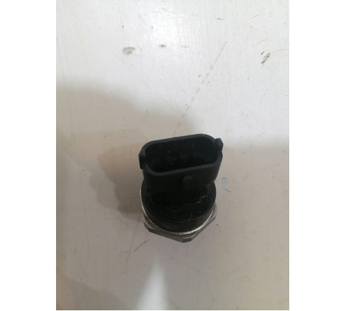 Датчик давления топлива