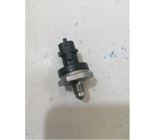 Датчик давления топлива