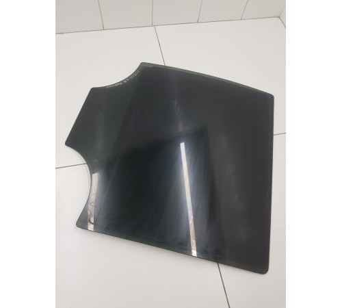 Стекло двери заднее правое