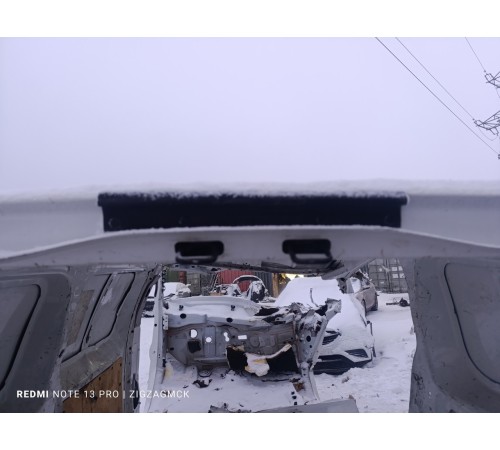 Задняя панель (верхняя)