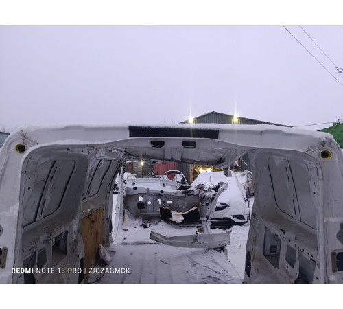 Задняя панель (верхняя)