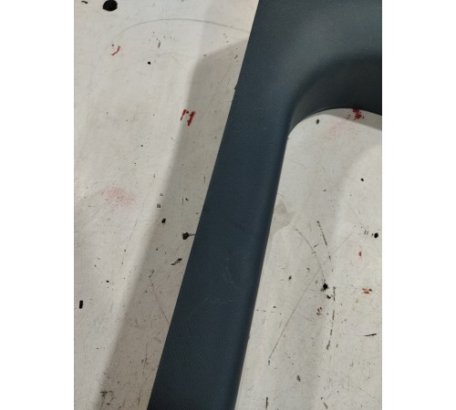 Накладка порога (передняя правая)