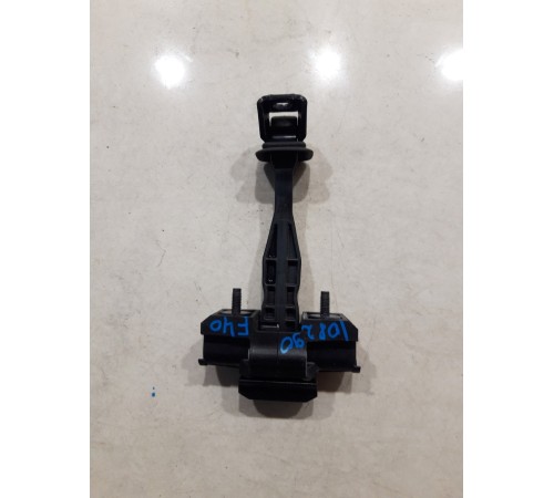 Ограничитель двери(задний правый)