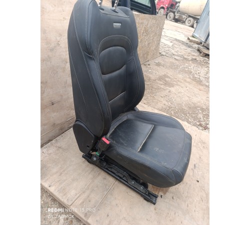 Сиденье переднее левое