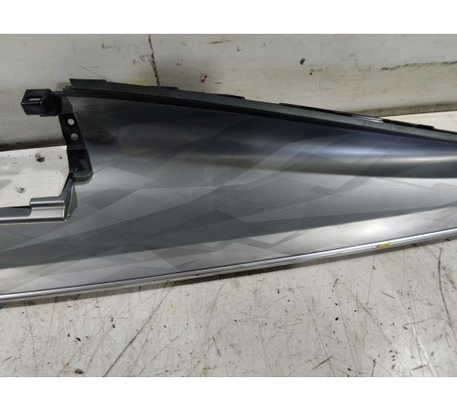 Накладка торпедо декоративная