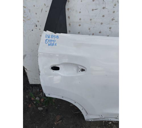 Дверь задняя правая