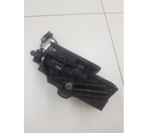 Платформа педали газа с регулирующим моторчиком