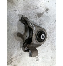 Подушка переднего двигателя