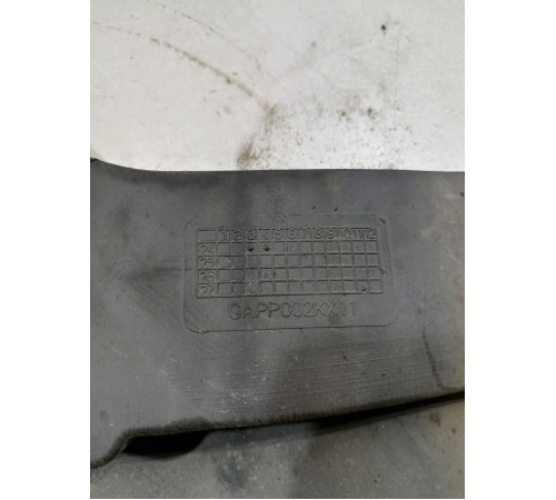 Брызговик задний правый