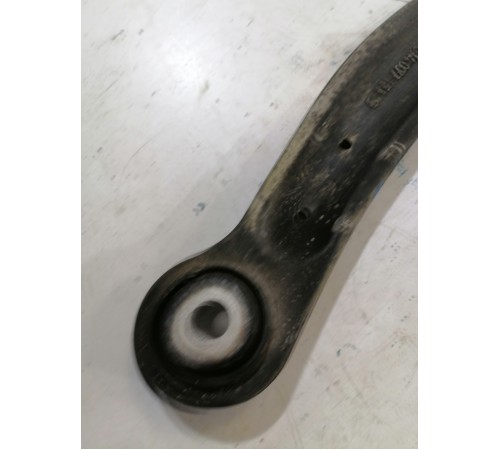 Рычаг задний левый верхний