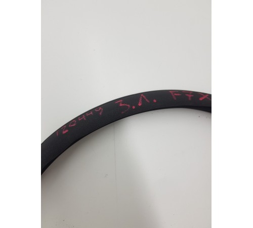 Уплотнитель двери задний левый