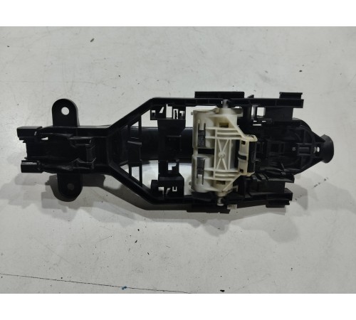 Ручка двери (задняя, правая, внешняя)