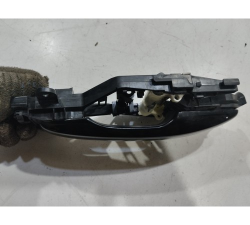 Ручка двери (задняя, правая, внешняя)