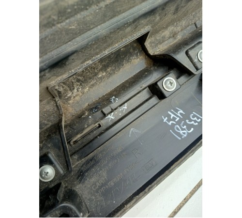 Молдинг двери Передней Правой 