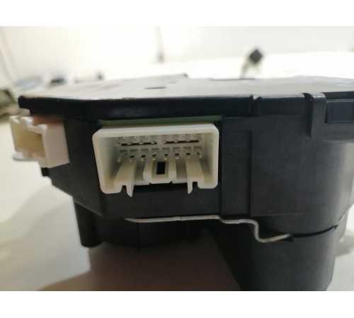 Электропривод правой сдвижной двери