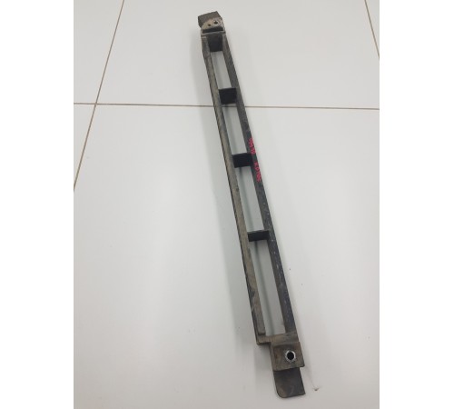 Нижняя панель радиатора