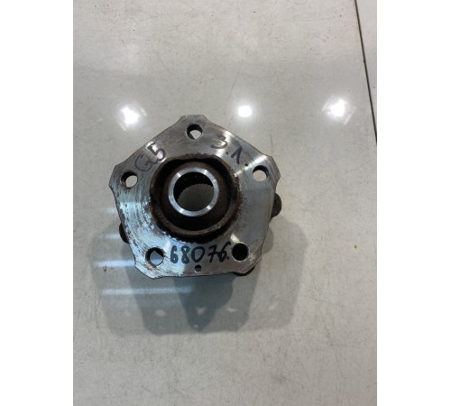 Ступица (задняя, левая)