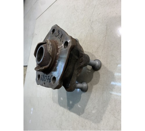 Ступица (задняя, левая)