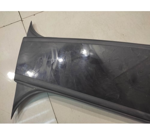 накладка стойки наружняя(левая)