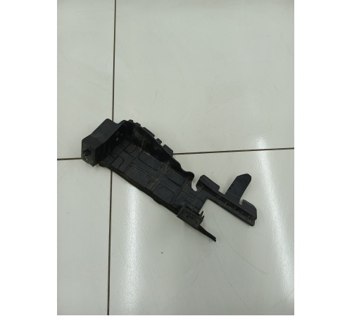 Дефлектор радиатора передней панели