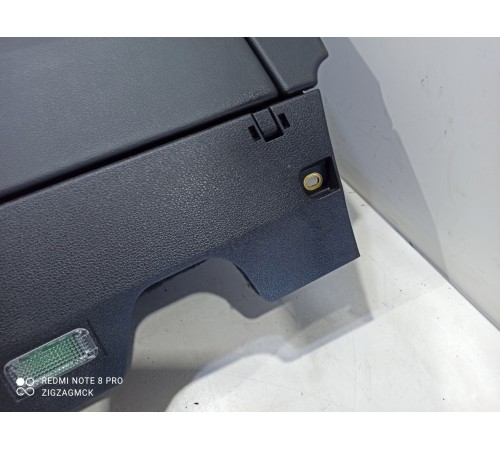 Бардачок (в сборе)