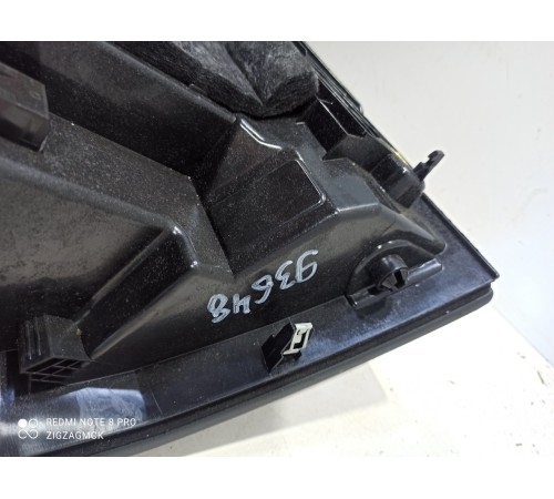 Бардачок (в сборе)