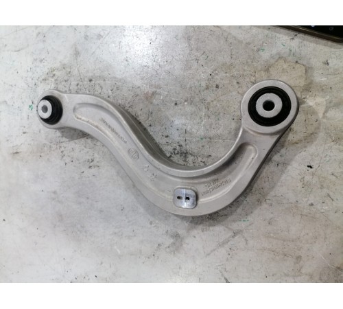 Рычаг поперечный задний левый верхний