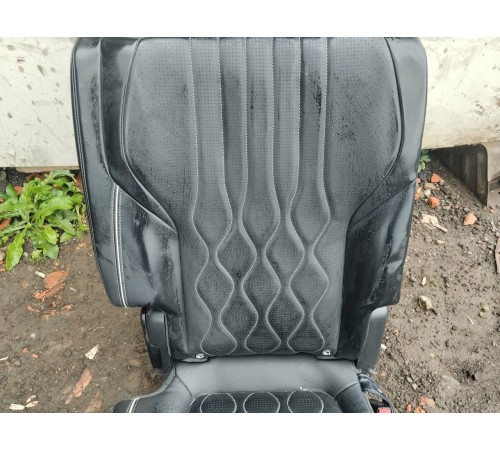 Сиденье заднего ряда правое