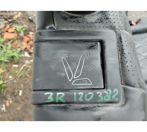 Сиденье заднего ряда правое