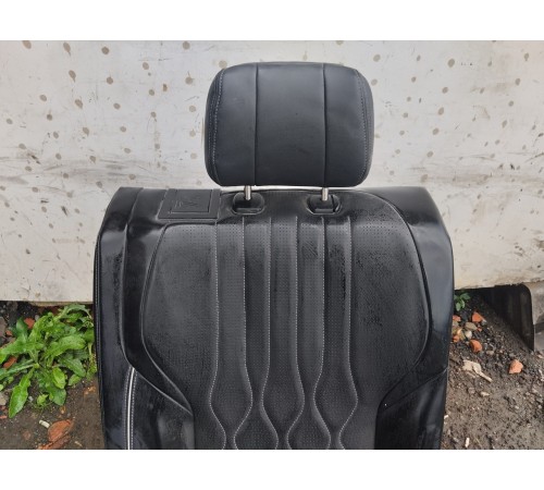 Сиденье заднего ряда правое