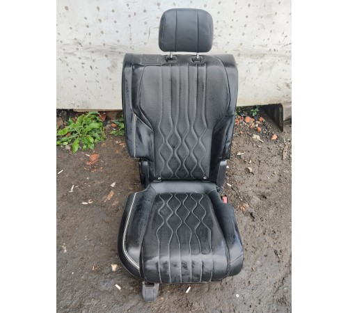 Сиденье заднего ряда правое