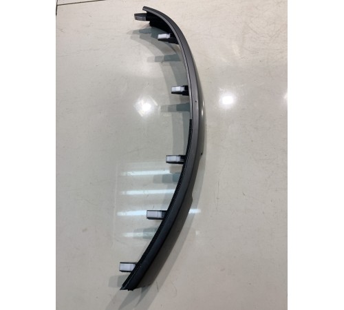 Накладка (левая)