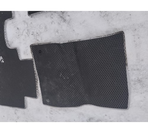 Комплект ковриков салона