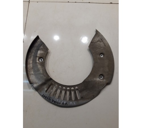 Пыльник тормозного диска (передний левый)