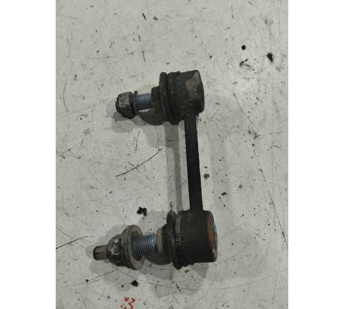 Стойка стабилизатора задняя правая