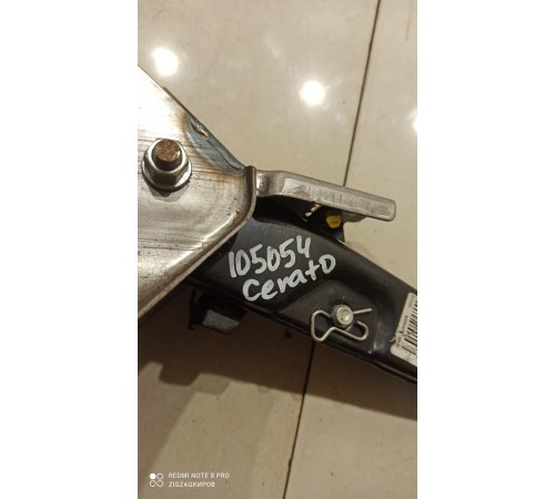 Педаль тормоза