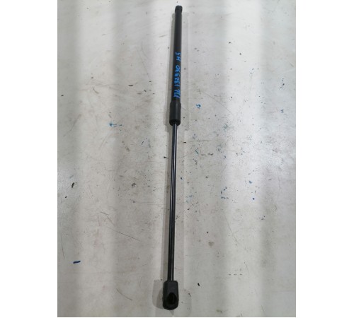 Амортизатор капота