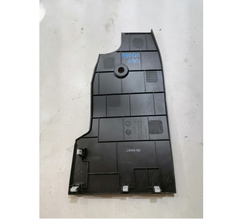 Накладка центральной консоли передняя левая