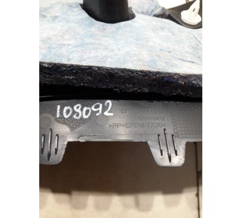 Обшивка задней стойки (левая)