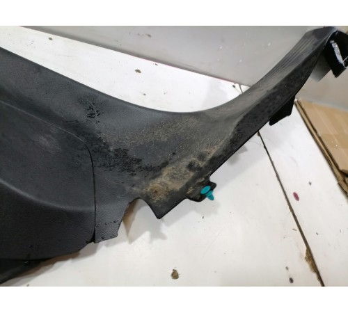 Обшивка стойки задняя левая