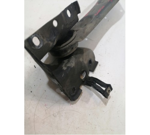 Рычаг задний левый