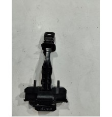 Ограничитель двери(передний правый)