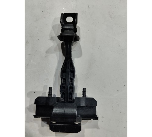 Ограничитель двери(передний правый)