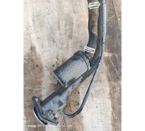 Горловина топливного бака