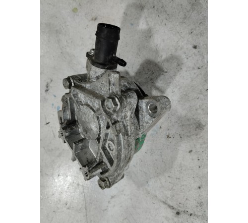 Насос вакуумный