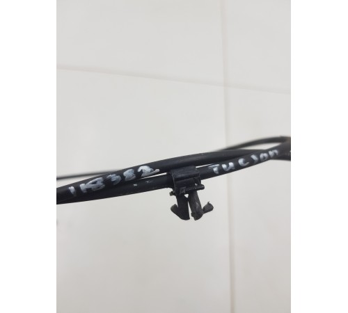 Тросик открывания капота