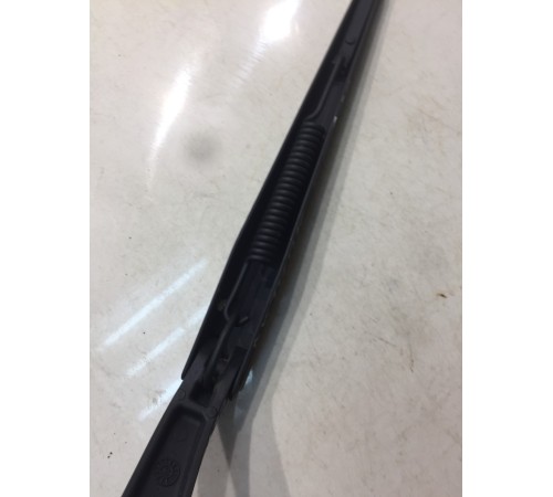 Стеклоочиститель (передний, правый)